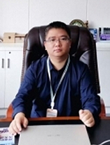 李四雄